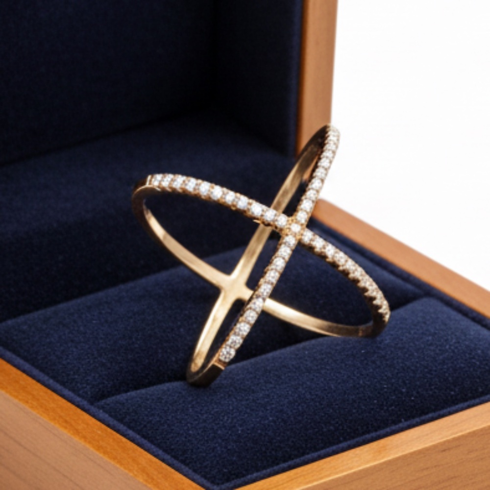 Womens Sterling Silver‎ .925 Gold Tone Criss-Cross Zirconia Cocktail Ring Size 7 - Picture 3 of 4